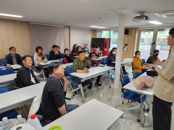 KakaoTalk_20230428_112708234_06.jpg